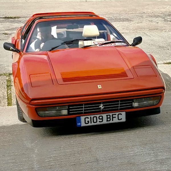 Ferrari 328 GTS - Fostering Classics -